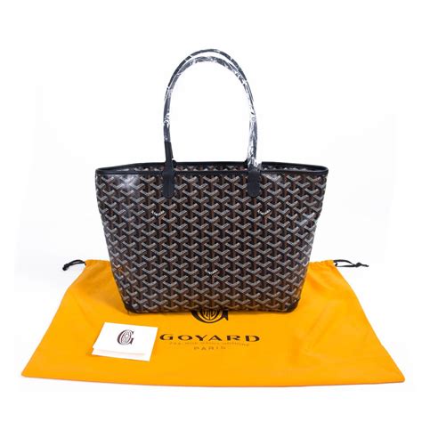 how much cheaper is goyard in paris|goyard artois pm bag price.